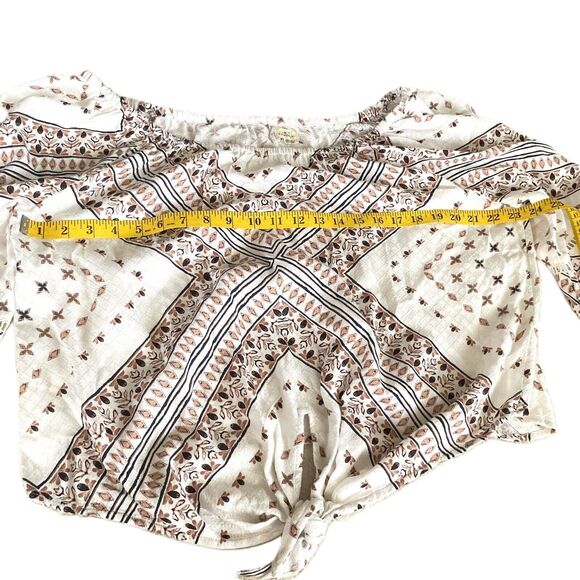 O’neil cropped short sleeve blouse XL White Tan Paisley Bohemian - Picture 6 of 8